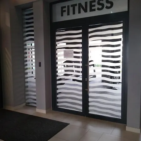 Z Wellness Polanki Park شقة